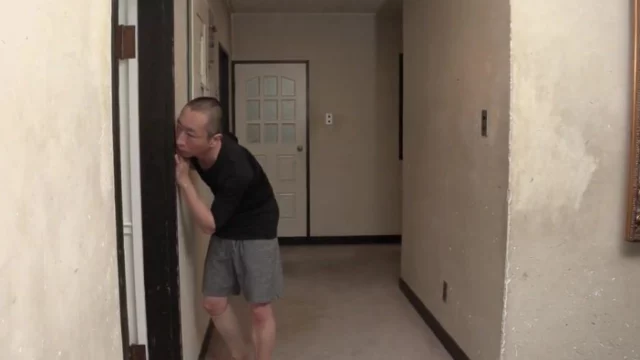 HEYZO-3630 Catching my best friend’s mother Sumire Maeda masturbating and the forced pussy offering to keep her secret