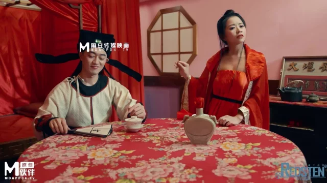 RS019 Jin Ping Mei seduces worker and guests at her tavern