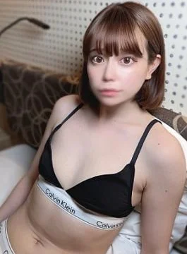 FC2PPV-4554620 No Creampie A female dog with the best blowjob opens her anus and cries
