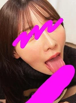 FC2PPV-4657971 Ejaculation with a deep blowjob while staring at her eyes that are about to
